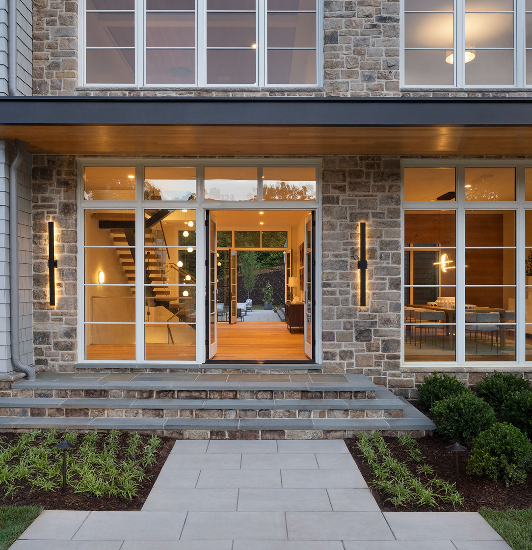 Poolside & Outdoor Living Spaces